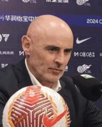 穆斯卡特：比赛很多预想的流畅 王振澳配得上国足